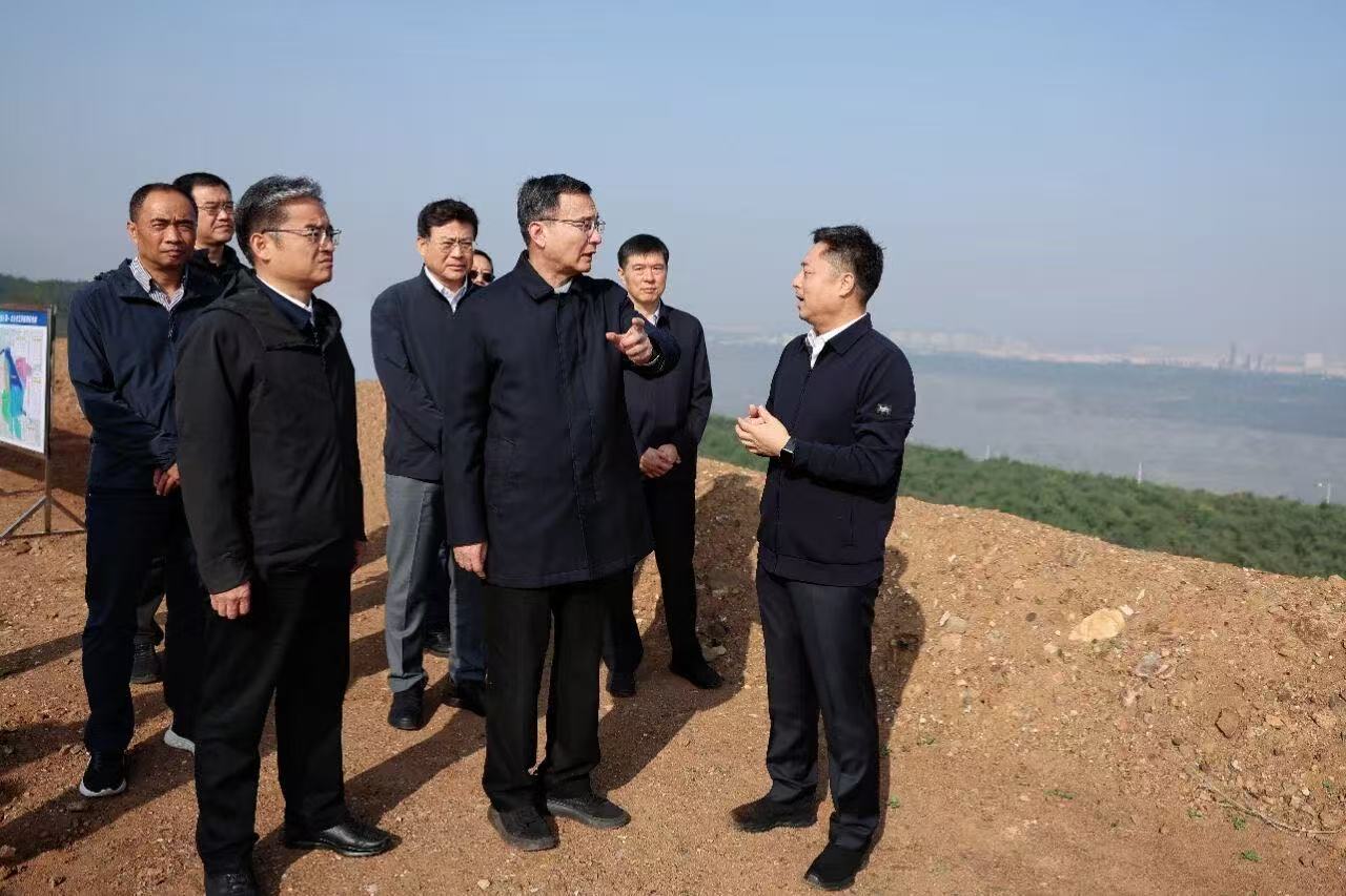 周波在撫順調研時強調踐行“兩山”理念 推動生態與經濟協同發展